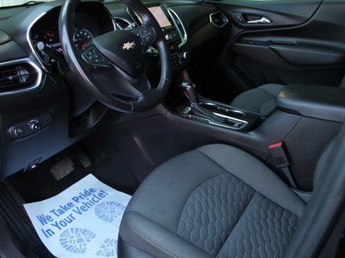 Used 2019 Chevrolet Equinox LT AWD/4WD image 11