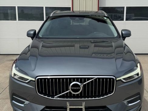 Used 2020 Volvo XC60 T6 Inscription image 2