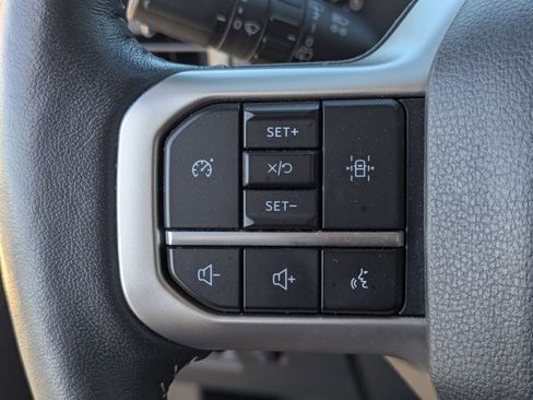 Used 2024 Ford Expedition XLT AWD/4WD image 20