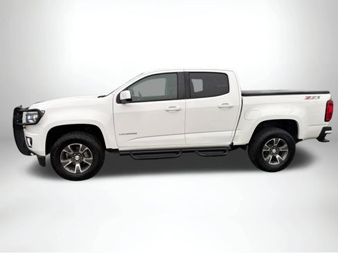 Used 2015 Chevrolet Colorado Z71 AWD/4WD image 3