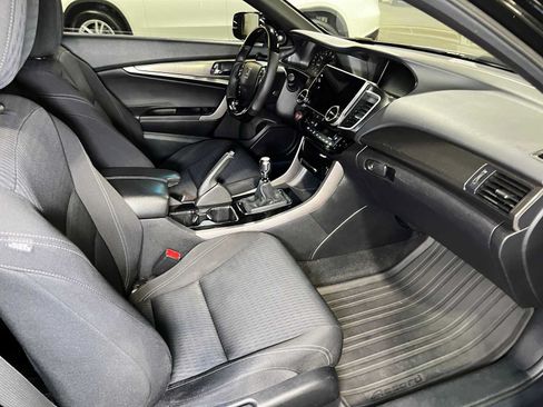 Used 2016 Honda Accord EX image 11