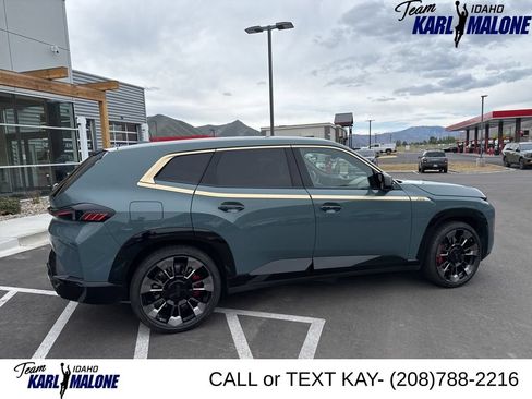Used 2023 BMW XM AWD/4WD image 13