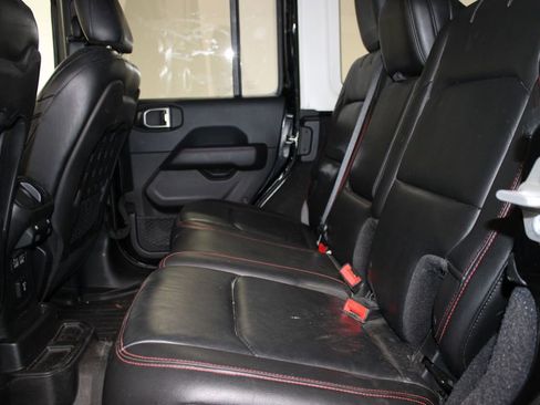 Used 2018 Jeep Wrangler Unlimited Rubicon w/ Steel Bumper Group AWD/4WD image 21
