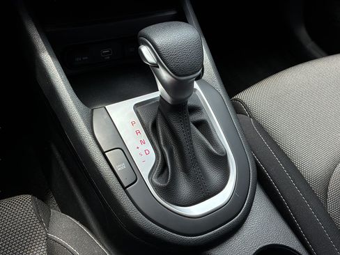 Used 2024 Kia Forte LXS w/ LXS Technology Package FWD image 23