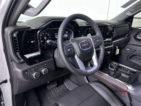 New 2026 GMC Sierra 1500 SLT w/ SLT Premium Plus Package image 10