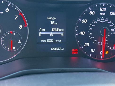 Used 2016 Hyundai Veloster Turbo image 19