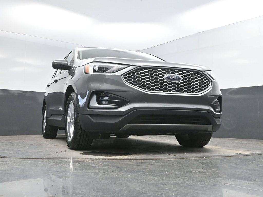 Used 2024 Ford Edge SEL AWD/4WD image 32