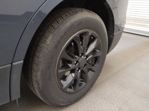 Used 2019 Chevrolet Equinox LS FWD image 31