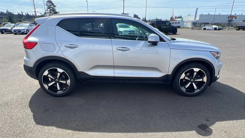 Used 2019 Volvo XC40 T5 Inscription AWD/4WD image 4