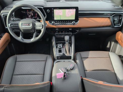 Used 2023 GMC Canyon AT4 w/ AT4 Premium Package image 33