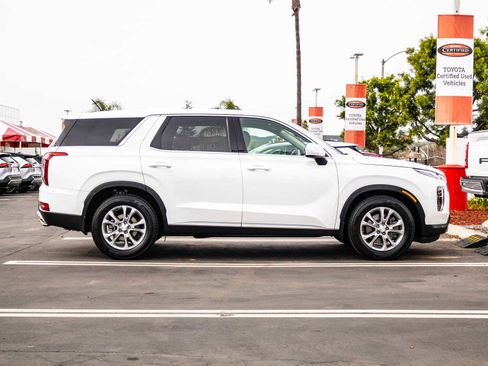 Used 2021 Hyundai Palisade SE w/ Winter Package image 12