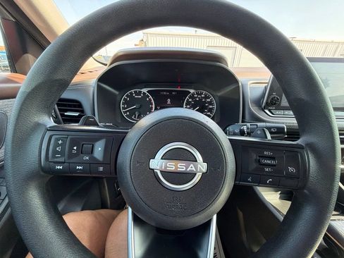 Used 2023 Nissan Rogue S FWD image 28