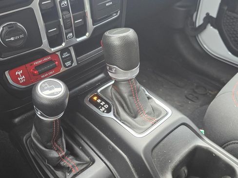 Used 2022 Jeep Gladiator Rubicon w/ Trailer Tow Package image 36