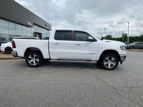 Used 2022 RAM 1500 Laramie AWD/4WD image 9