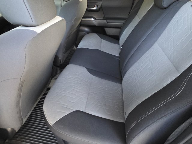 Used 2021 Toyota Tacoma TRD Off-Road w/ Technology Package RWD image 9