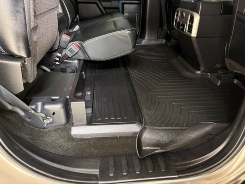 Used 2018 Ford F350 Lariat w/ Lariat Ultimate Package image 34