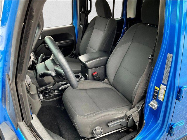 Used 2020 Jeep Gladiator Sport w/ Trailer Tow Package AWD/4WD image 23