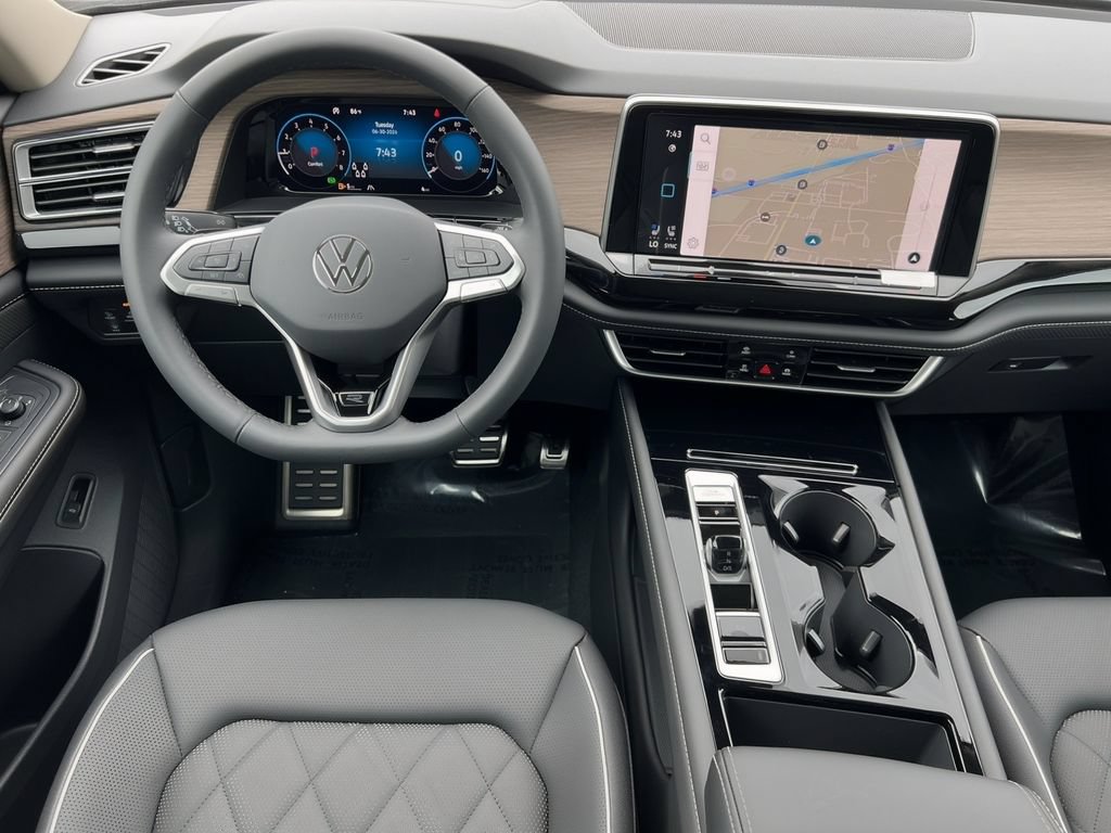 New 2026 Volkswagen Atlas SEL Premium R-Line AWD/4WD image 5