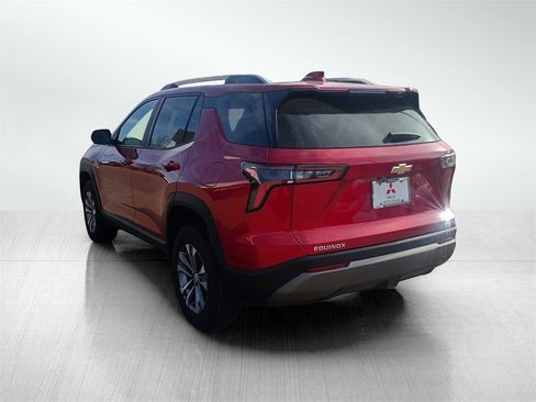 Used 2025 Chevrolet Equinox LT w/ Convenience Package II image 7