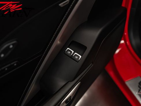 Used 2019 Chevrolet Corvette Stingray Convertible Z51 2LT image 30