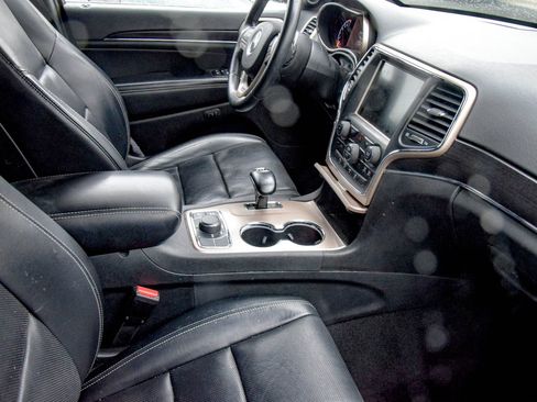 Used 2014 Jeep Grand Cherokee Limited w/ Luxury Group II AWD/4WD image 7