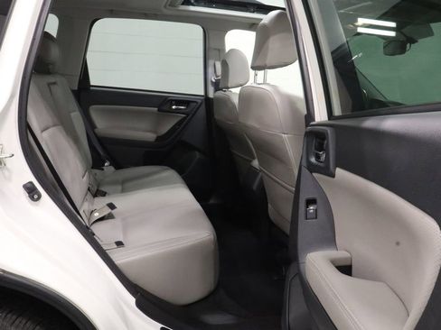 Used 2018 Subaru Forester 2.5i Limited AWD/4WD image 19