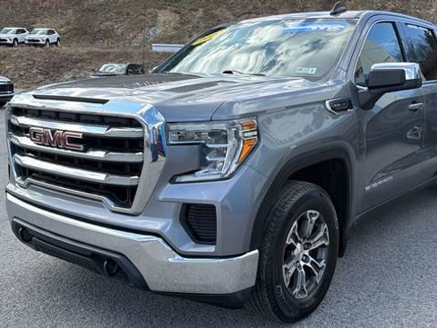 Used 2020 GMC Sierra 1500 SLE w/ X31 Off-Road Package image 8