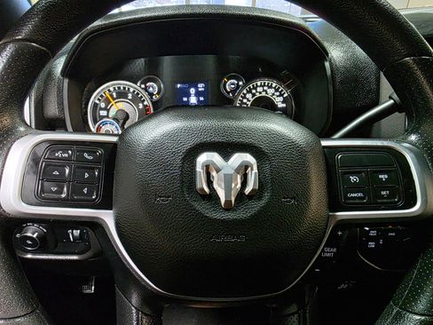 Used 2021 RAM 2500 Big Horn image 28