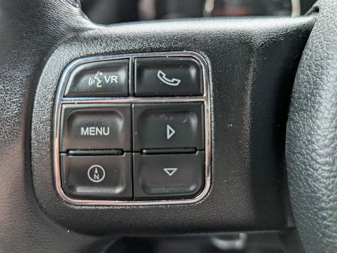 Used 2018 Jeep Wrangler Sport image 17