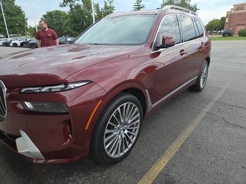 Used 2024 BMW X7 xDrive40i AWD/4WD image 13