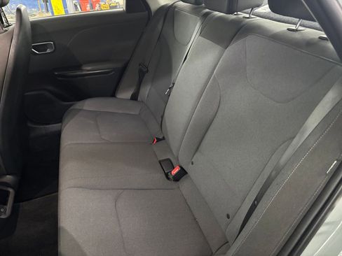 Used 2025 Kia K4 FWD image 34