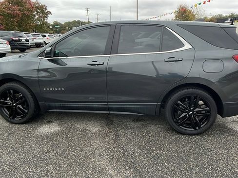 Used 2021 Chevrolet Equinox LT image 8