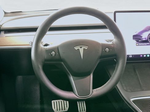 Used 2022 Tesla Model Y Performance AWD/4WD image 17