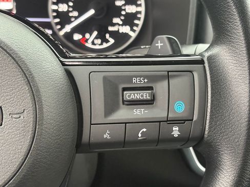 Used 2023 Nissan Rogue SV FWD image 20