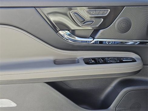 New 2026 Lincoln Corsair Grand Touring image 22