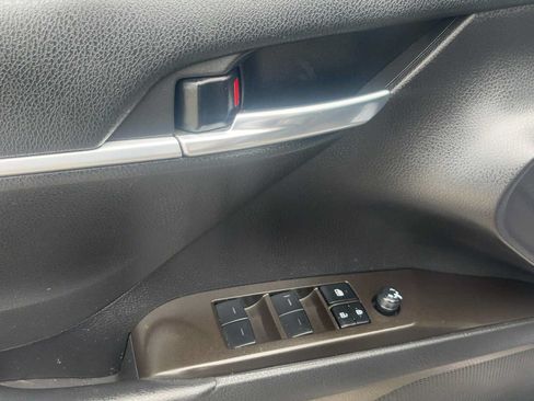 Used 2023 Toyota Camry SE FWD image 29