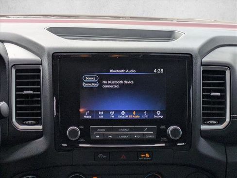 Used 2023 Nissan Frontier SV image 18