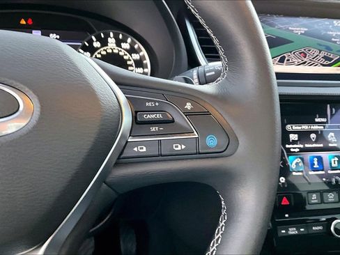 Used 2025 INFINITI QX50 Sport image 19