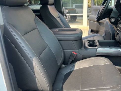 Used 2021 Chevrolet Silverado 1500 Custom w/ LPO, Dark Essentials Package RWD image 12