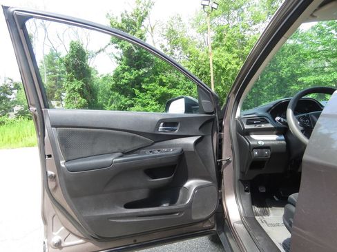 Used 2015 Honda CR-V EX image 9