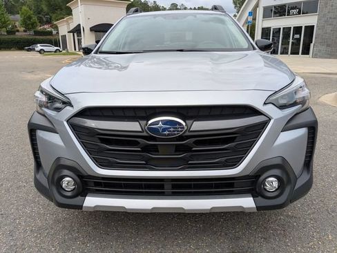 Used 2025 Subaru Outback Limited w/ Popular Package #2 AWD/4WD image 5