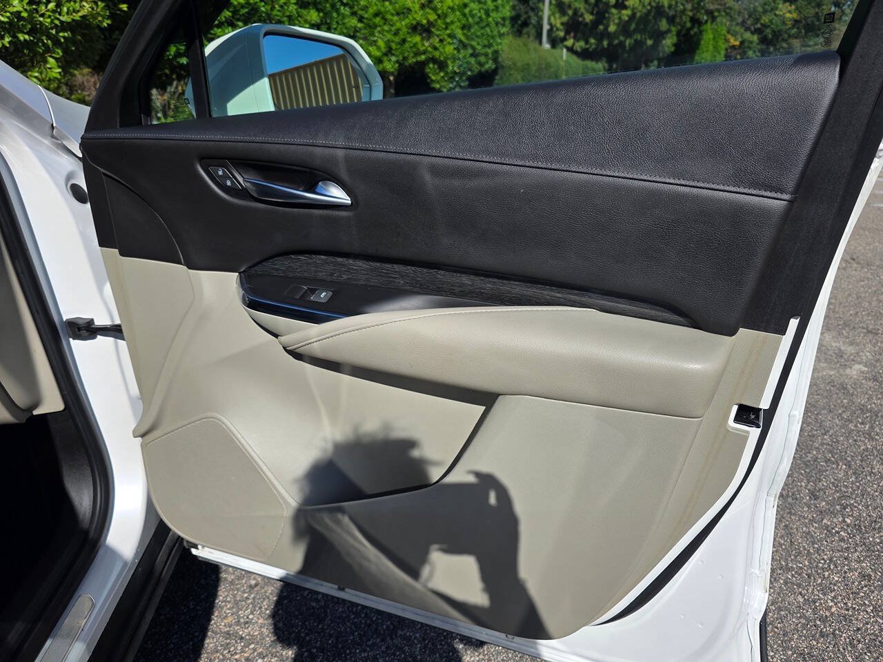 Used 2019 Cadillac XT4 Premium Luxury w/ Driver Awareness Package FWD image 35