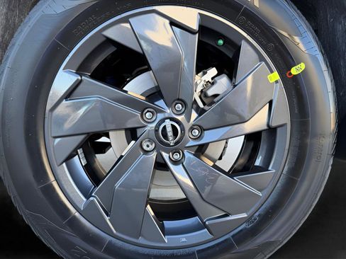 New 2026 Nissan Rogue SV image 30