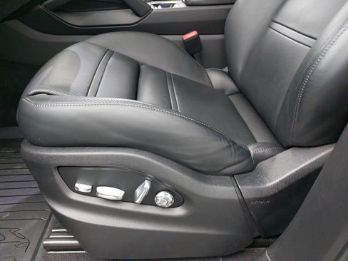 Certified 2021 Porsche Cayenne GTS image 31