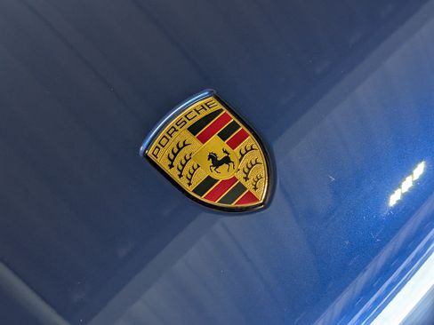 Certified 2026 Porsche Macan AWD/4WD image 12