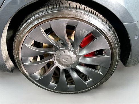 Used 2022 Tesla Model 3 Performance image 27