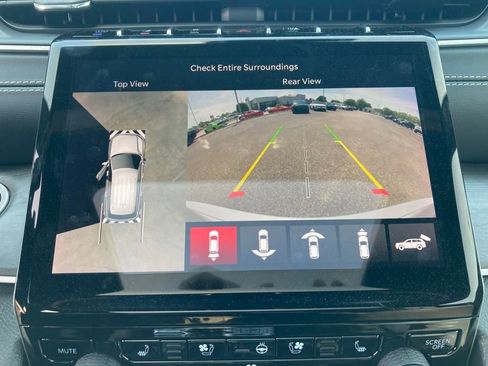 New 2024 Jeep Grand Cherokee Limited 4xe w/ Luxury Tech Group II image 29