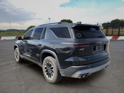 Used 2024 Chevrolet Traverse Z71 w/ Enhanced Driving Package AWD/4WD image 4