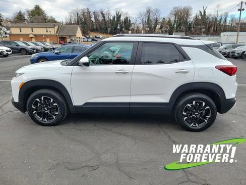 Used 2023 Chevrolet TrailBlazer LT w/ Convenience Package image 4
