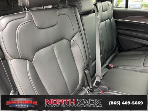 New 2025 Jeep Grand Cherokee L Limited image 25